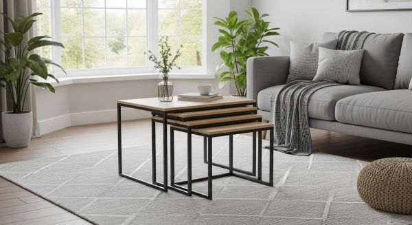 Pourquoi la table basse gigogne optimise-t-elle l'espace du salon moderne ?